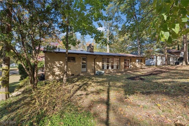 4601 W Ridgewood Drive, Parma, OH 44134