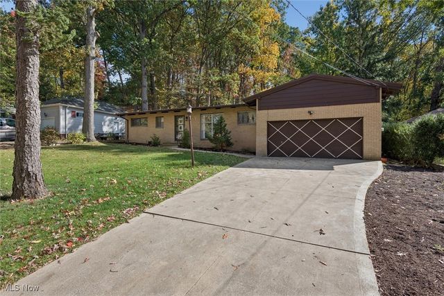 4601 W Ridgewood Drive, Parma, OH 44134