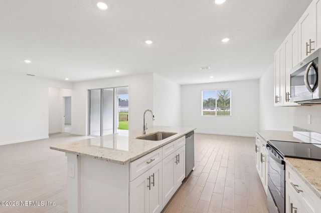 3018 HARDEN Drive, Jacksonville, FL 32218