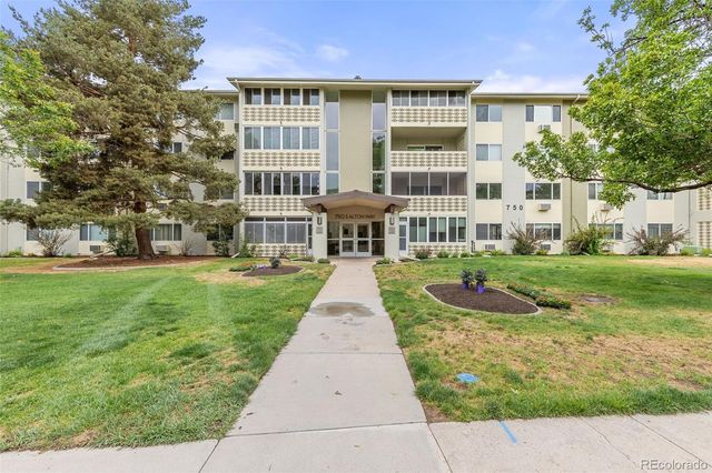 750 S Alton Way 4C, Denver, CO 80247