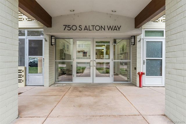 750 S Alton Way 4C, Denver, CO 80247