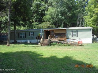606 Marble Hill Rd, Friendsville, TN 37737