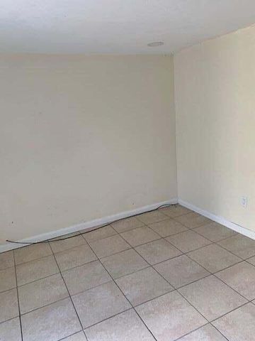289 NE 15th Terrace 3, Boca Raton, FL 33432