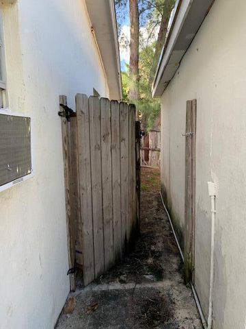 289 NE 15th Terrace 3, Boca Raton, FL 33432