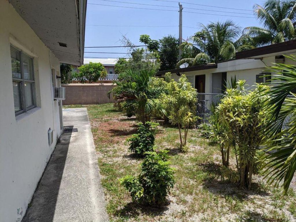 289 NE 15th Terrace 3, Boca Raton, FL 33432