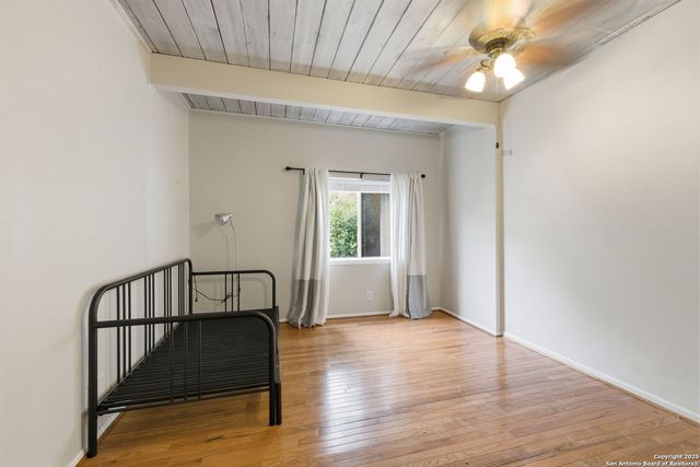 3103 Eisenhauer Rd Apt K15, San Antonio, TX 78209