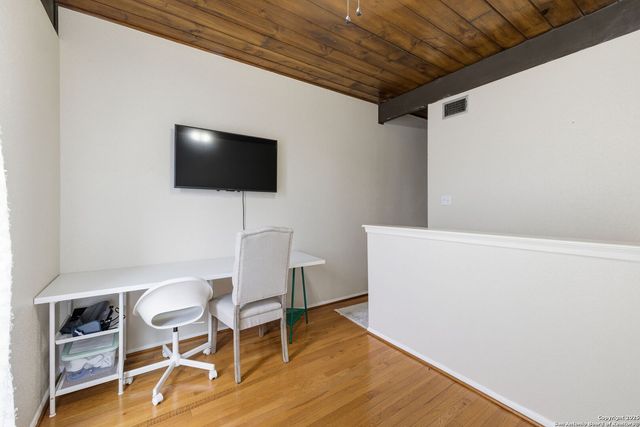 3103 Eisenhauer Rd Apt K15, San Antonio, TX 78209