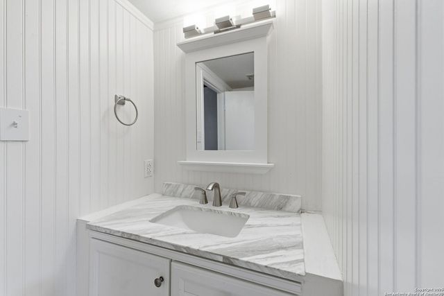 3103 Eisenhauer Rd Apt K15, San Antonio, TX 78209