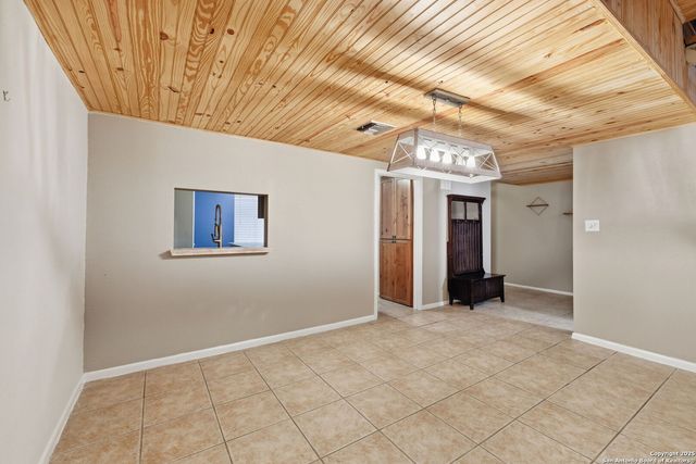 3103 Eisenhauer Rd Apt K15, San Antonio, TX 78209