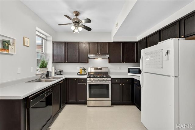 2253 Klemm C, St Louis, MO 63110