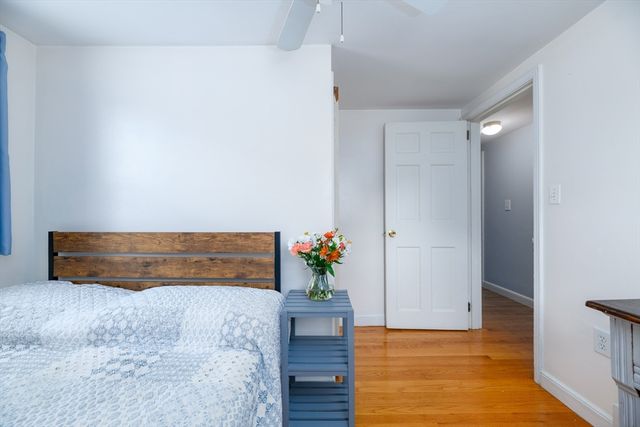 70 Sherwood Hill Dr, Holden, MA 01520