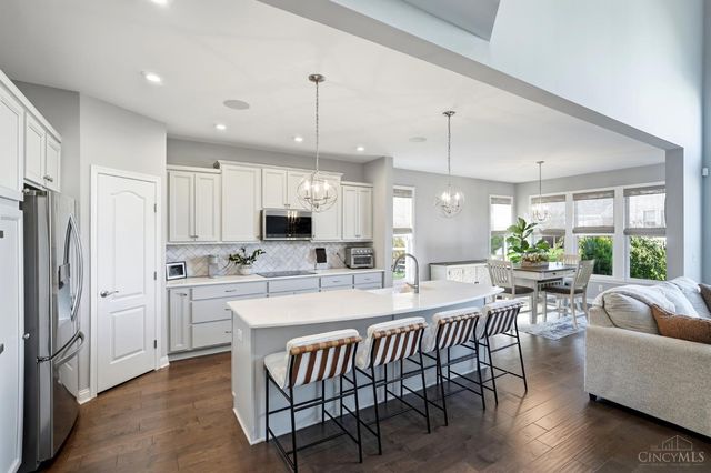 1571 Canterbury Court, Turtle Creek Twp, OH 45036