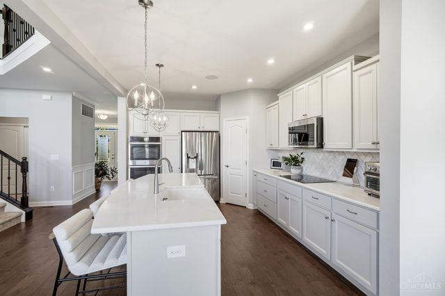 1571 Canterbury Court, Turtle Creek Twp, OH 45036