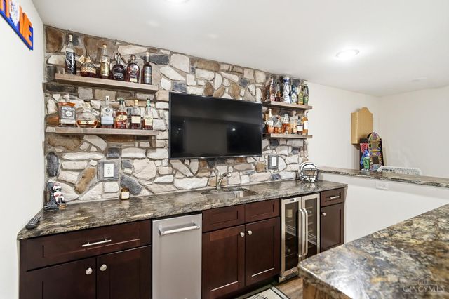 1571 Canterbury Court, Turtle Creek Twp, OH 45036