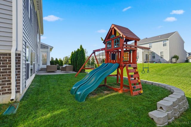 1571 Canterbury Court, Turtle Creek Twp, OH 45036