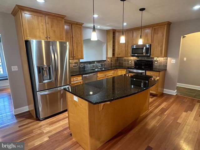 1007 AMELIA AVE., State College, PA 16801