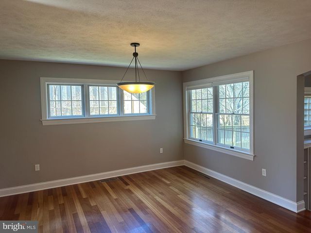 1007 AMELIA AVE., State College, PA 16801