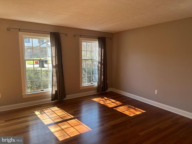 1007 AMELIA AVE., State College, PA 16801