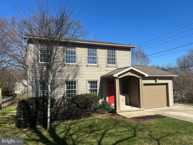 1007 AMELIA AVE., State College, PA 16801