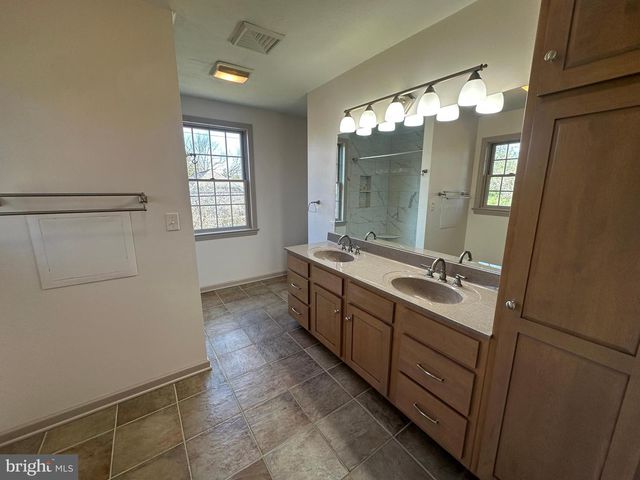 1007 AMELIA AVE., State College, PA 16801