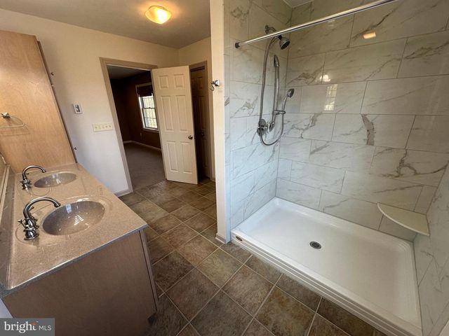 1007 AMELIA AVE., State College, PA 16801