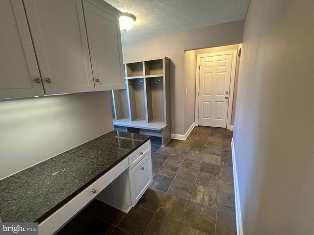 1007 AMELIA AVE., State College, PA 16801