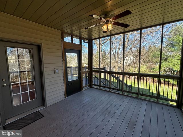 1007 AMELIA AVE., State College, PA 16801