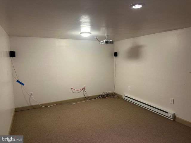 1007 AMELIA AVE., State College, PA 16801