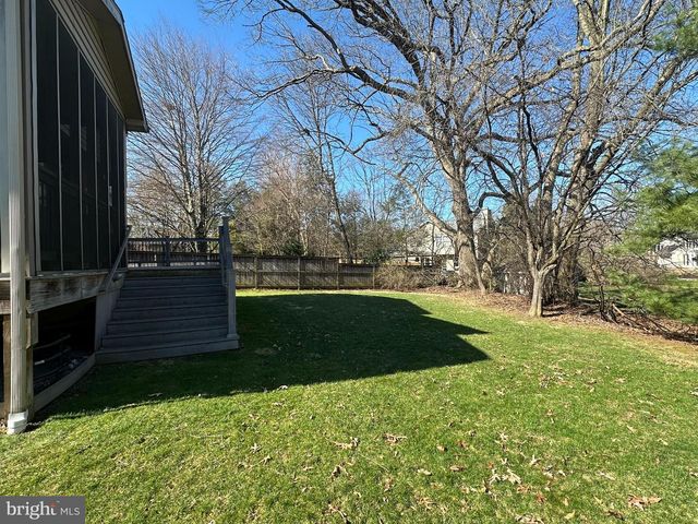 1007 AMELIA AVE., State College, PA 16801