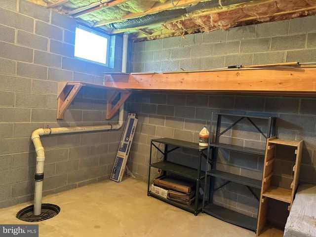 1007 AMELIA AVE., State College, PA 16801