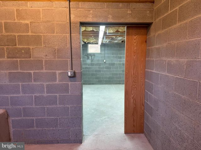 1007 AMELIA AVE., State College, PA 16801