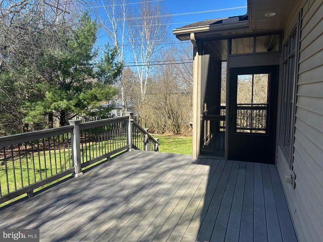 1007 AMELIA AVE., State College, PA 16801