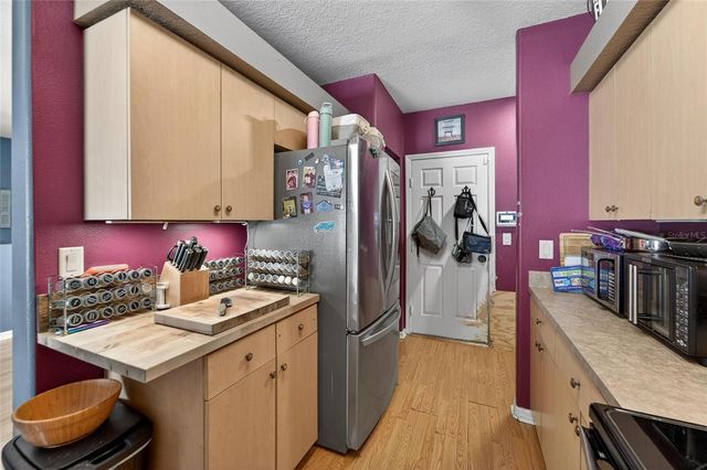 605 CYPRESS PARK AVENUE, Tarpon Springs, FL 34689