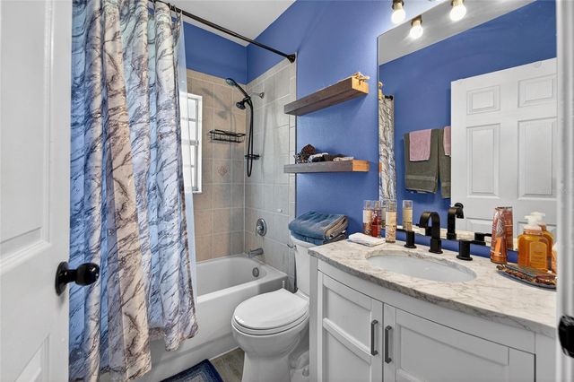 605 CYPRESS PARK AVENUE, Tarpon Springs, FL 34689