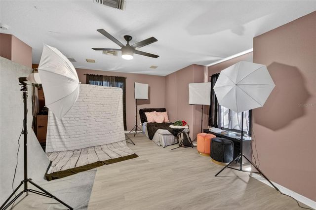 605 CYPRESS PARK AVENUE, Tarpon Springs, FL 34689