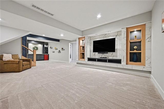 14251 Cattle Ranch Drive, Smithville, MO 64089