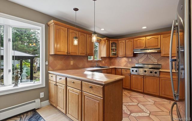 110 Florida Avenue, Commack, NY 11725