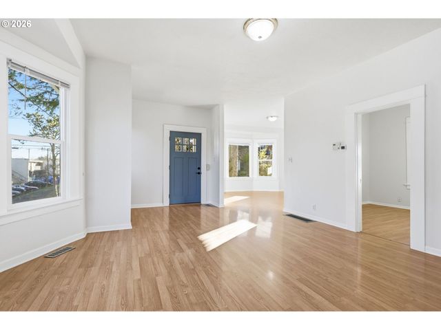 25 Se 76TH Ave, Portland, OR 97215