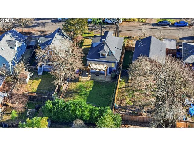 25 Se 76TH Ave, Portland, OR 97215