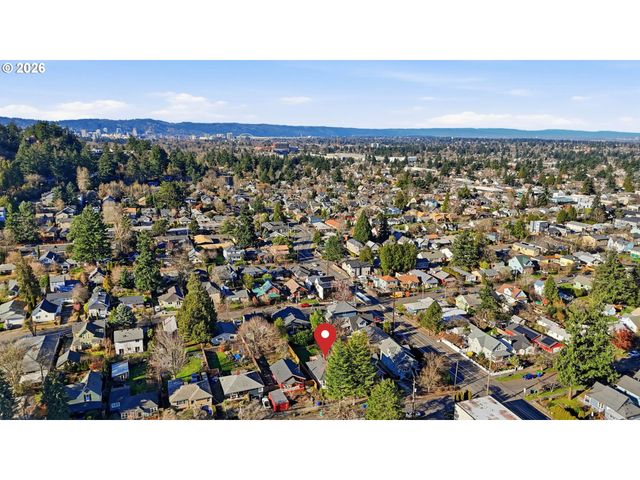 25 Se 76TH Ave, Portland, OR 97215