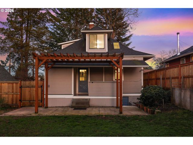25 Se 76TH Ave, Portland, OR 97215