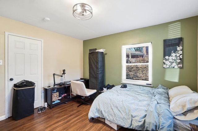 5301 Leon Ct, Green Twp, OH 45238