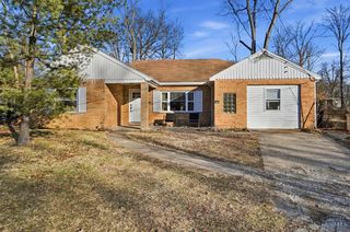 5301 Leon Ct, Green Twp, OH 45238