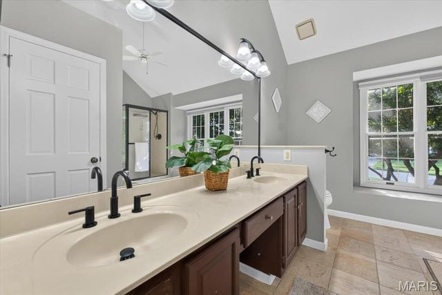 13023 Walnutway Manor, St Louis, MO 63146