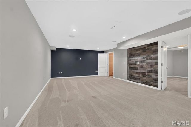13023 Walnutway Manor, St Louis, MO 63146