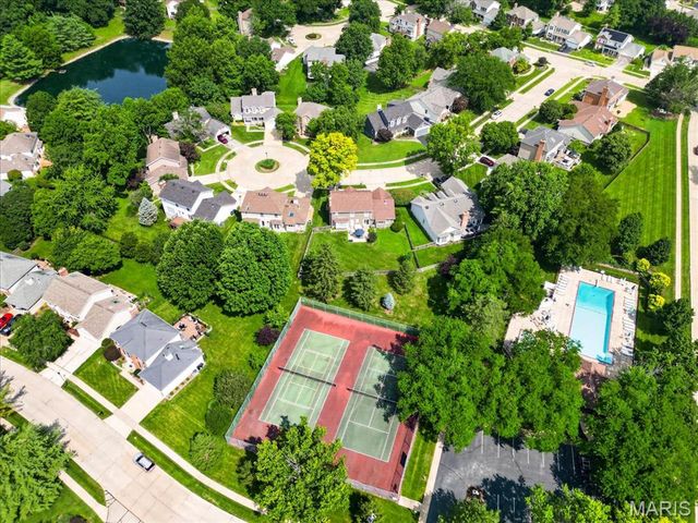 13023 Walnutway Manor, St Louis, MO 63146