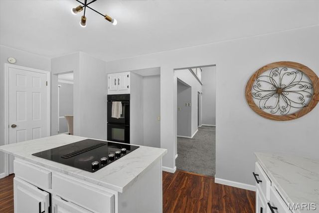 13023 Walnutway Manor, St Louis, MO 63146