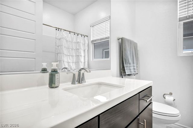64 Reverie Heights Avenue, Henderson, NV 89011