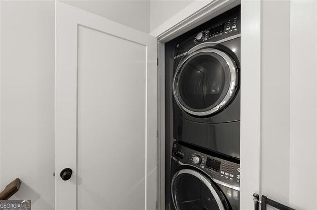 1712 Edgehill Manor Street NE, Atlanta, GA 30317