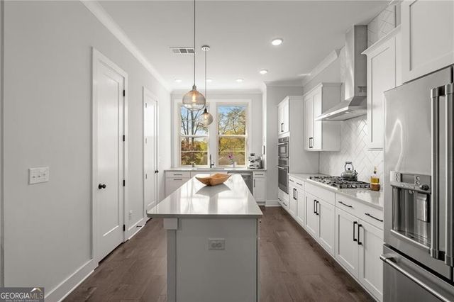 1712 Edgehill Manor Street NE, Atlanta, GA 30317